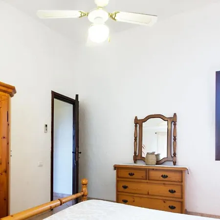 Holiday home Case Vacanza Aiosardegna Porto Columbu *