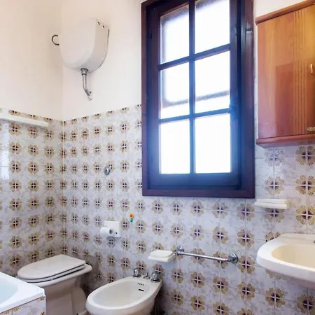 Holiday home Case Vacanza Aiosardegna Porto Columbu Porto Columbu - Perd'E Sali