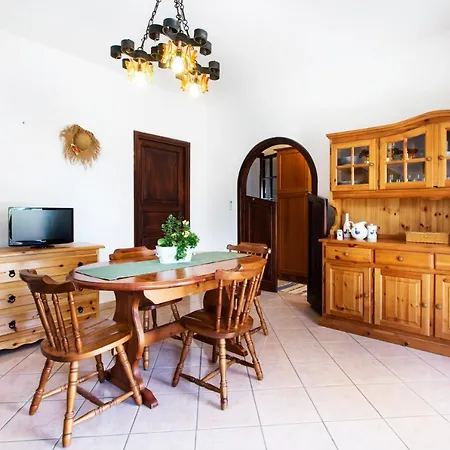 Holiday home Case Vacanza Aiosardegna Porto Columbu Porto Columbu - Perd'E Sali
