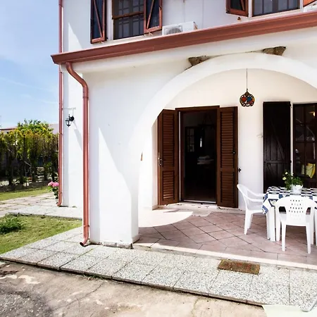 Case Vacanza Aiosardegna Porto Columbu Holiday home *